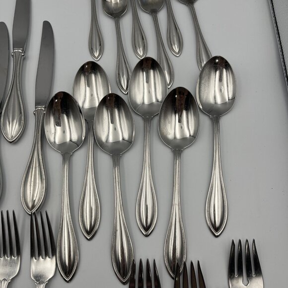 Oneida American Harmony Flatware Set For 6 Plus 4 Serving 34 Pieces In Total - Picture 4 of 8